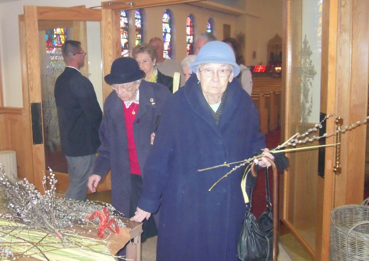 Helen and her choices....10 from Palm Sunday