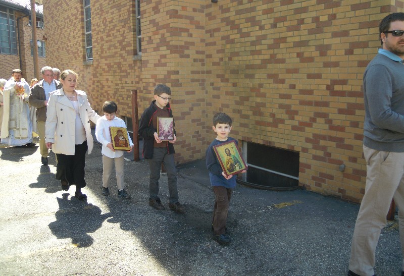 Photo 7 from Bright Monday