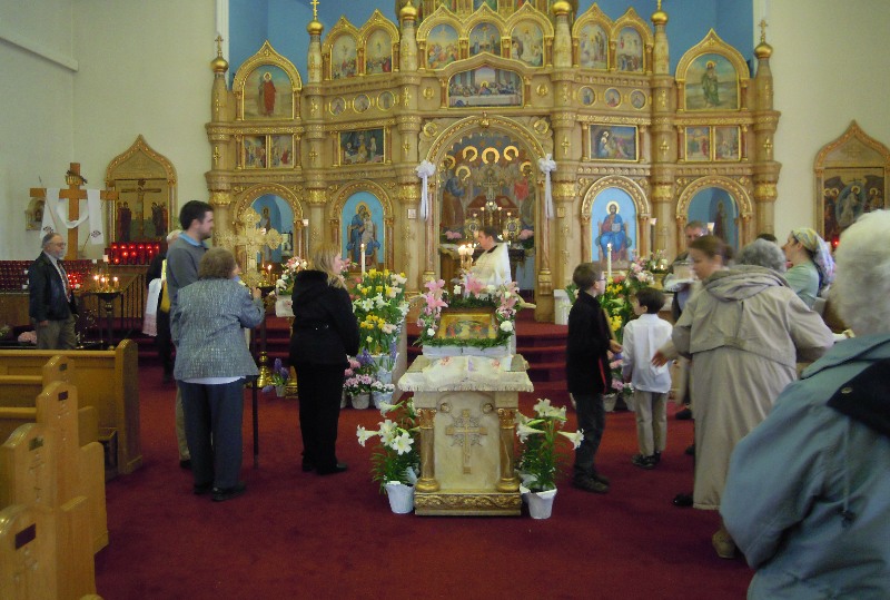 Easter Monday Morning ....24 from Fr. Igor, Mat. Anna and family here at St. John's