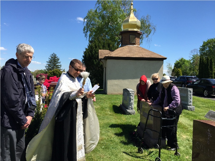 Photo 9 from Cemetery Blessings on St. Thomas Sunday