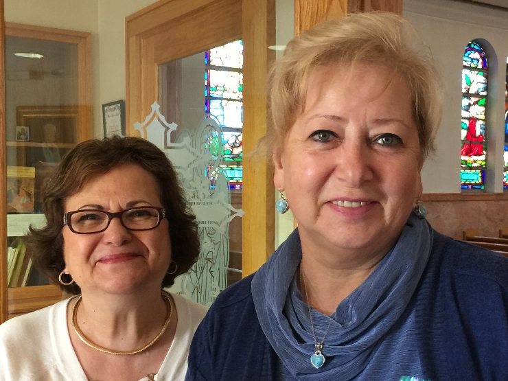 Photo 9 from Mother's and Father's take center stage