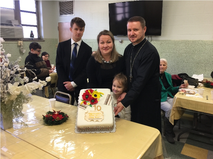 Photo 40 from Fr. Igor, Mat. Anna, Maxim and Sofia Looking Back