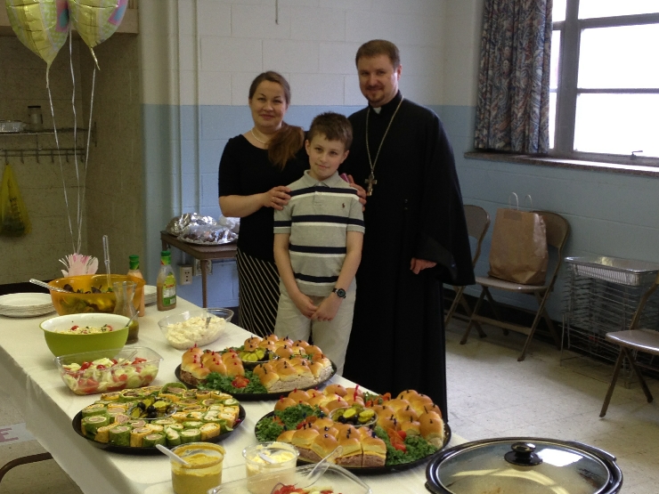 Photo 39 from Fr. Igor, Mat. Anna, Maxim and Sofia Looking Back